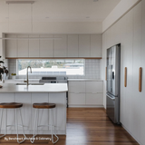 Cadello Crest Timber Handles