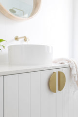 Circ Semi Circle Pull Handle